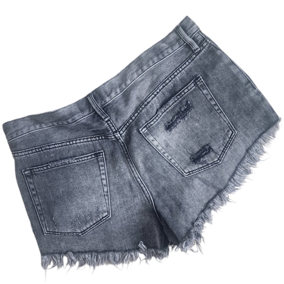 We The Free Womens Shorts Size 30 Black Wash Distressed Cut Off Button Fly. - Picture 2 of 9